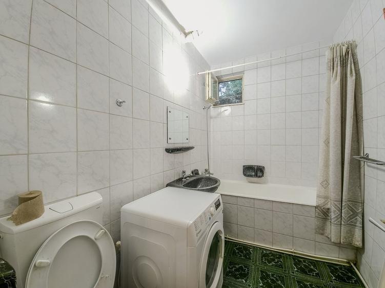 Apartament cu 3 camere decomandat în Grigorescu