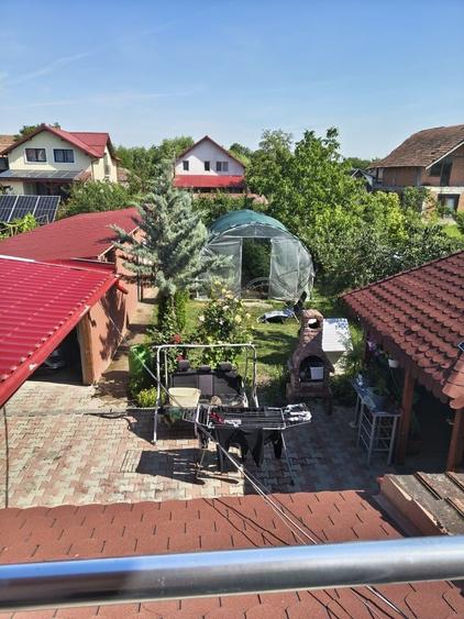 Casă cu 4 camere în Sânandrei