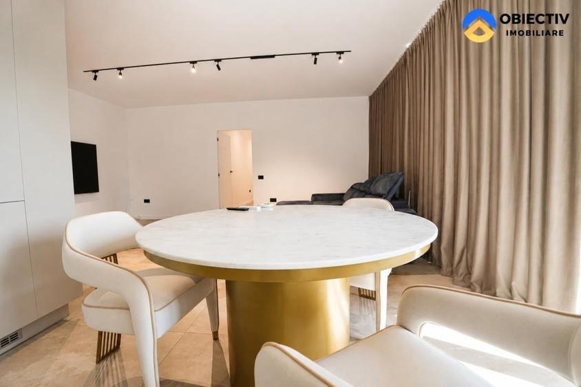 Apartament cu 3 camere semidecomandat în Dărmănești