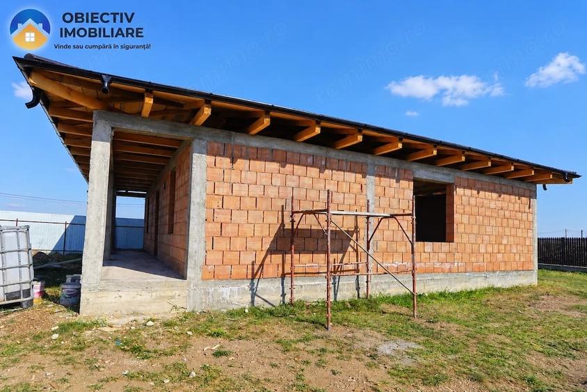 Casă cu Teren 600 Mp în Dumbrava