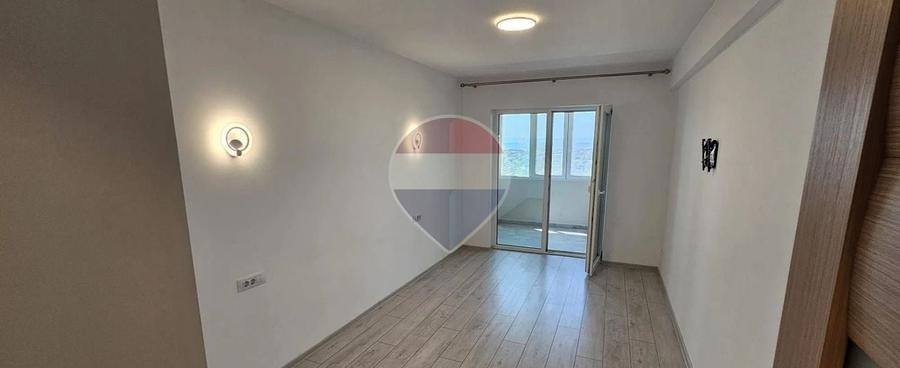 Apartament cu 3 camere decomandat, mobilat în Copou
