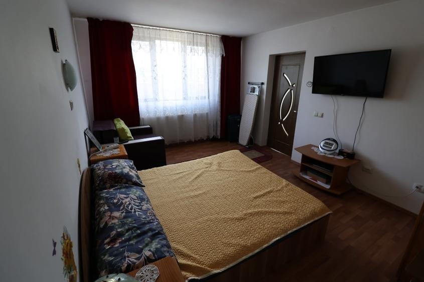 Casă individuală cu 4 camere cu Canalizare în Big-Bascov