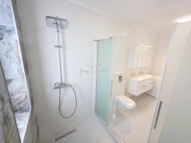 Casă individuală cu 5 camere cu Canalizare în Theodor Pallady