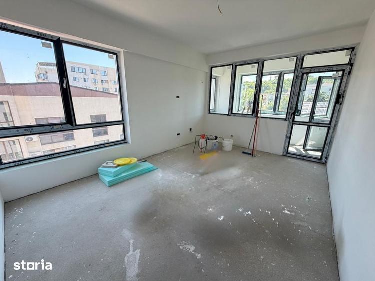 Apartament cu 2 camere decomandat în Mircea cel Bătrân
