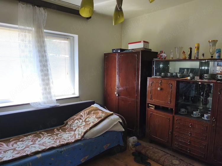Casă cu 2 camere cu Teren 392 Mp în Central