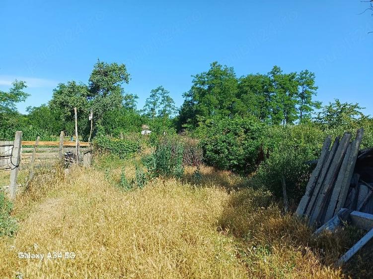Teren de 1067 mp, în Grozești
