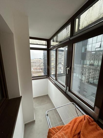 Apartament cu 3 camere decomandat în Hala Centrală