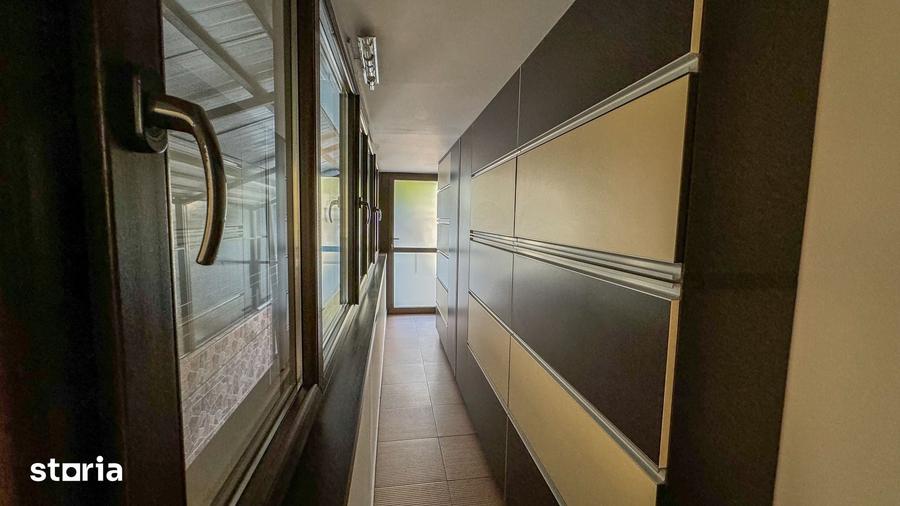 Apartament cu 4 camere decomandat în Aviației