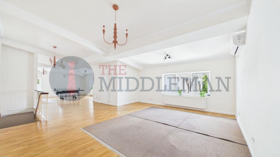 Apartament cu 6 camere decomandat în Dorobanți