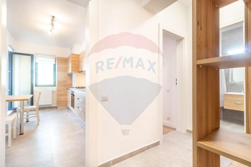 Apartament cu 2 camere decomandat, mobilat în Parcul Carol