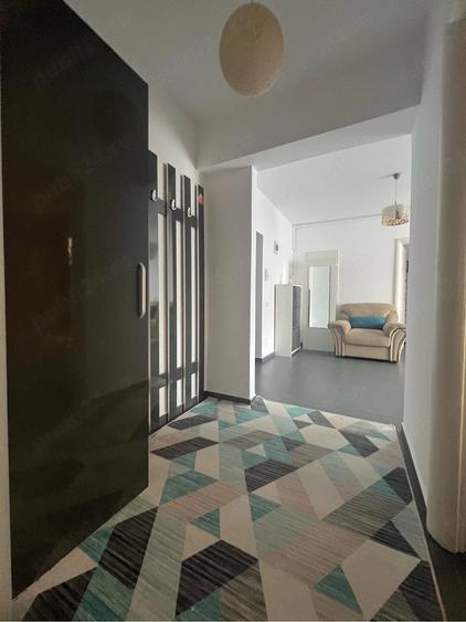 Apartament cu 2 camere semidecomandat în Tomis Plus