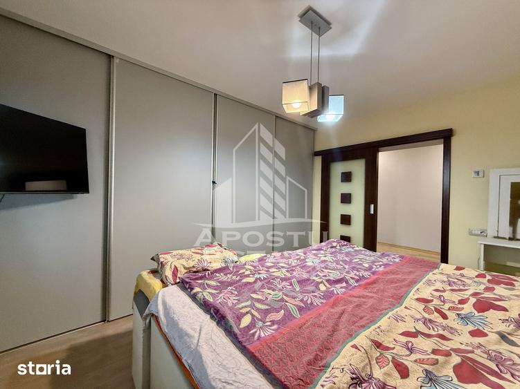 Apartament cu 3 camere decomandat în Lunei