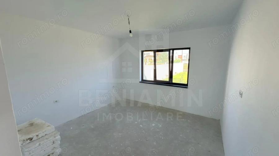 Casă cu Teren 456 Mp în Malu Mare