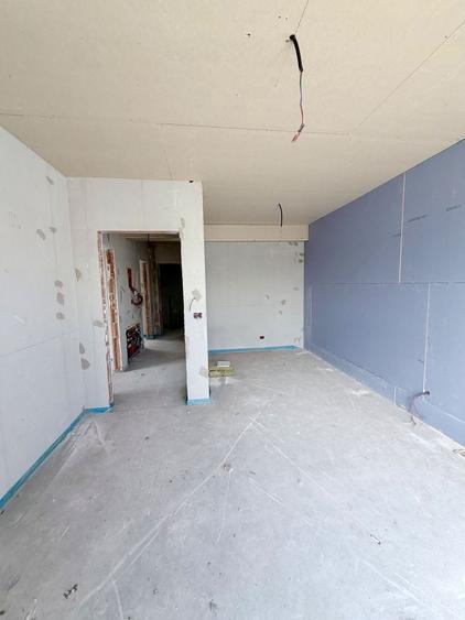 Duplex cu 4 camere cu Canalizare în Moșnița Nouă