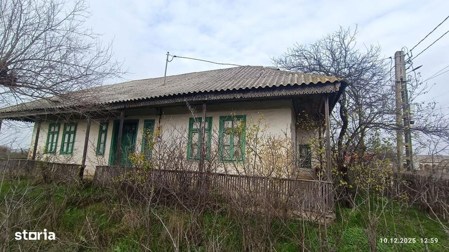 Teren de 3801 mp, în Dăeni