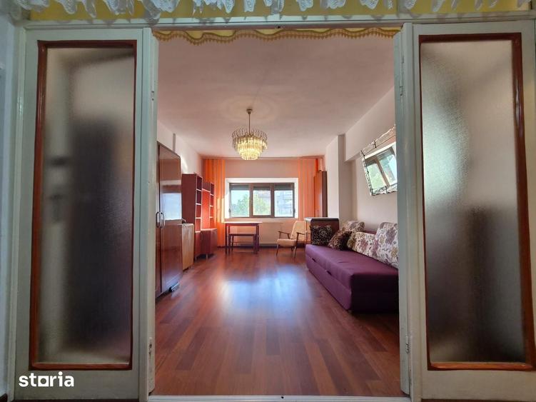Apartament cu 2 camere decomandat în Energiei