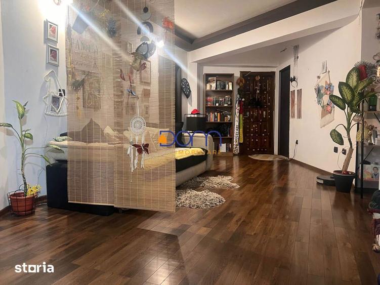 De vanzare apartament 4 camere ultracentral - 12