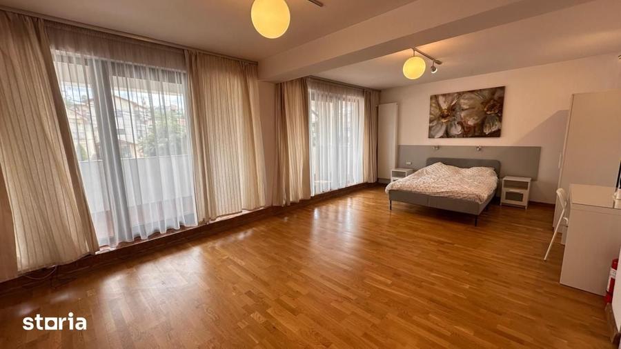 Casă cu Teren 200 Mp în Ștrand