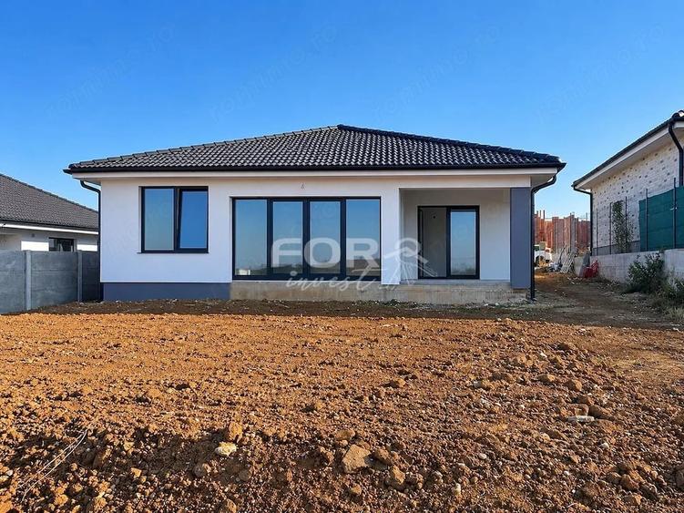 Casă cu 4 camere cu Teren 500 Mp în Paleu