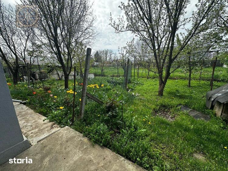Casă cu 5 camere cu Canalizare în Frumușani