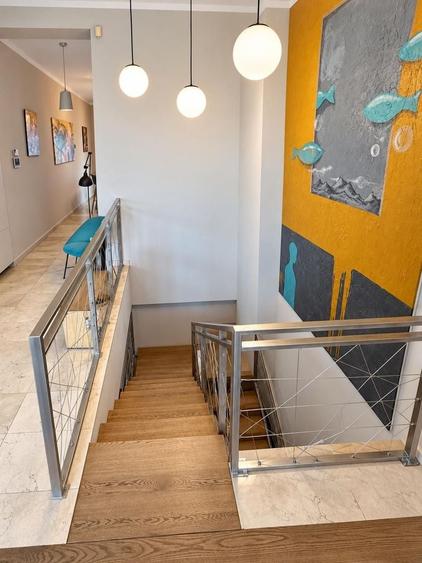 Penthouse cu 3 camere decomandat, mobilat în Parcul Carol