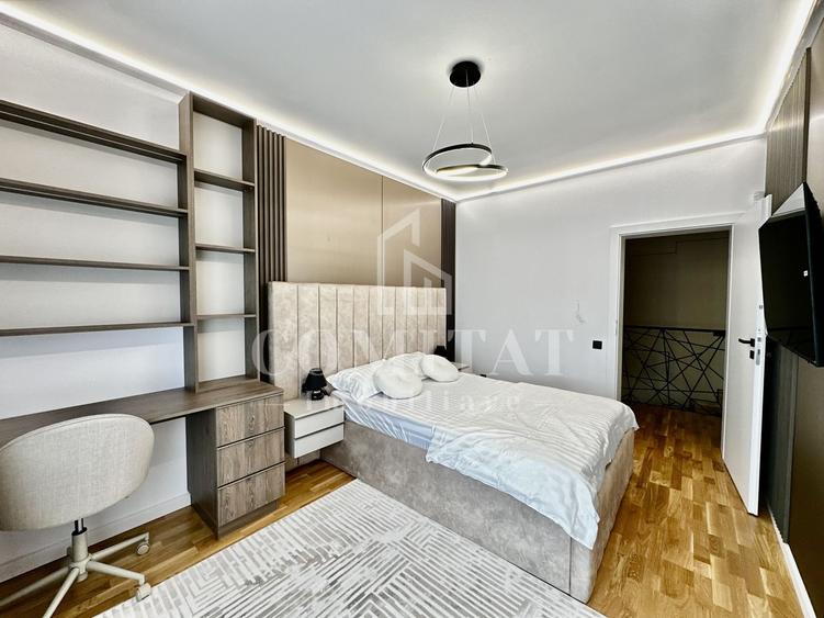 Duplex cu 4 camere cu Canalizare în Florești