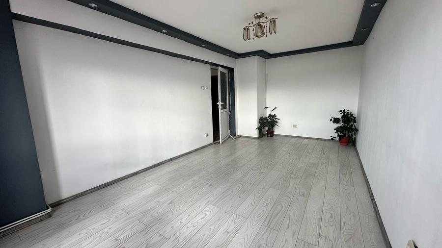 Apartament cu 2 camere decomandat în Păcurari