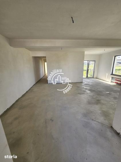 Casă cu 4 camere cu Teren 544 Mp în Vetiș