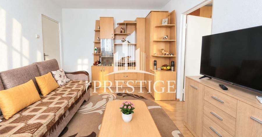 Apartament cu 2 camere semidecomandat, mobilat în Mihai Viteazul