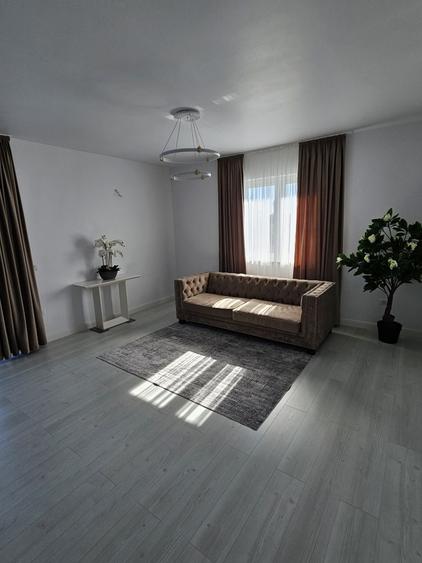 Casă cu 4 camere în Paltin