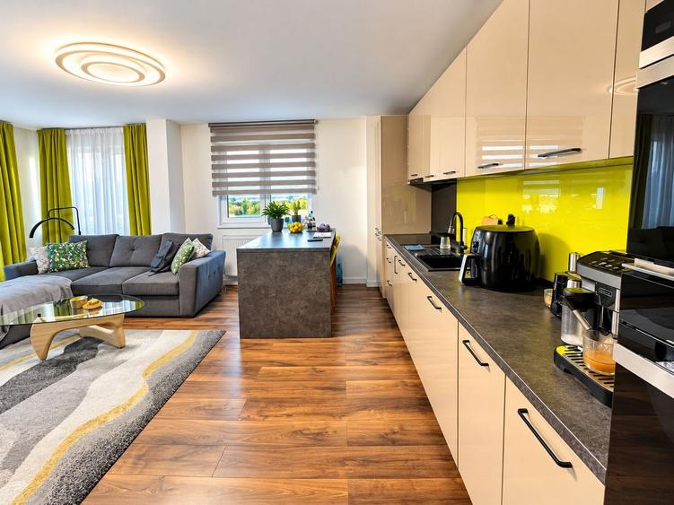 Apartament cu 2 camere semidecomandat, mobilat în Dâmbul Rotund