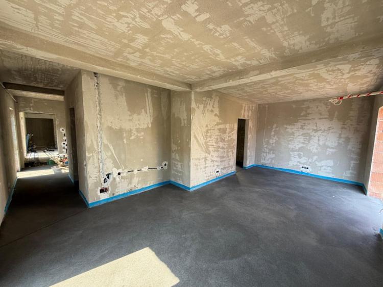 Apartament cu 2 camere semidecomandat în Florești — fotografia 1