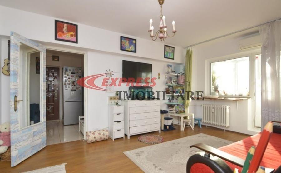 Apartament cu 2 camere semidecomandat în Dristor