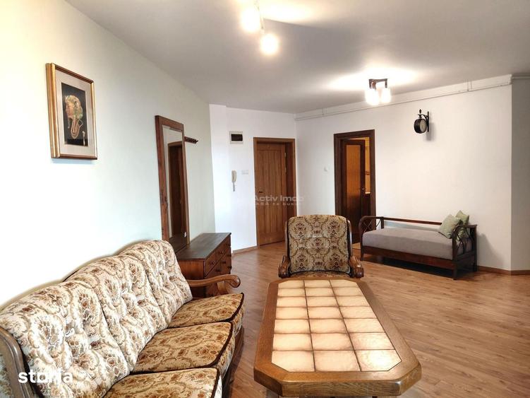 Apartament cu 3 camere decomandat în Traian