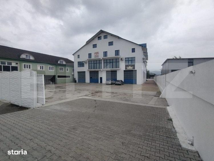 Spațiu comercial, de 1,000 mp, în Poderei