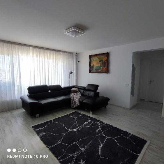 Apartament cu 2 camere semidecomandat în Exterior Vest