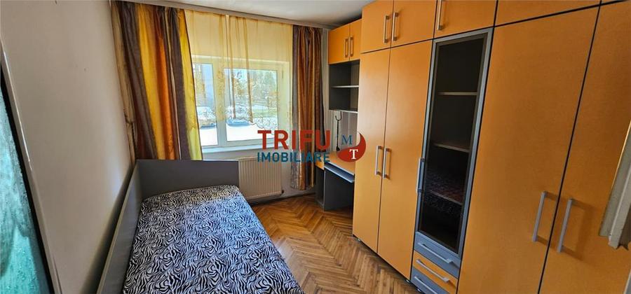 Apartament cu 3 camere decomandat, mobilat în Tolstoi
