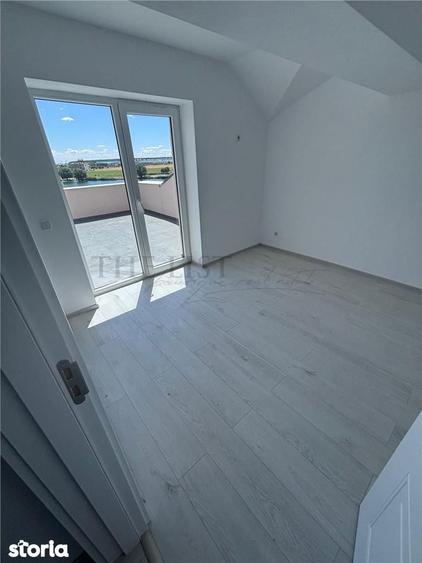 Apartament cu 4 camere în Pipera