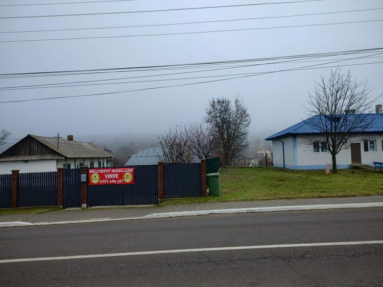 Casă cu 5 camere cu Teren 2400 Mp în Beștepe