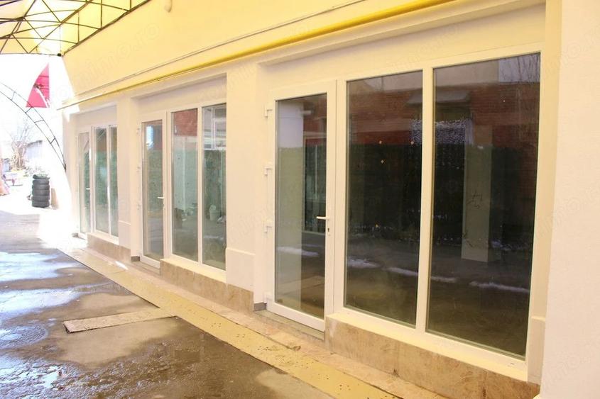 Spațiu comercial, de 160 mp, în Central