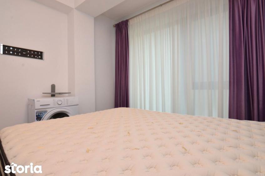 Apartament cu 3 camere semidecomandat în Calea Călărașilor