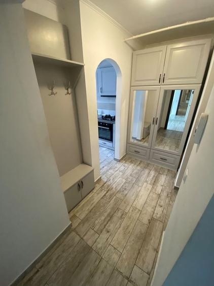 Apartament cu 2 camere decomandat în 7 Noiembrie