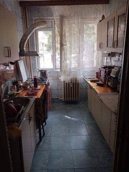 Apartament cu 2 camere semidecomandat în Baba Novac