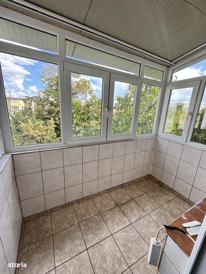 Apartament cu 3 camere decomandat în Titulescu