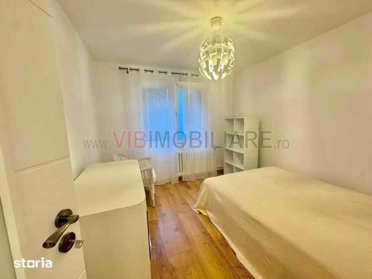 Apartament cu 3 camere decomandat în Drumul Taberei