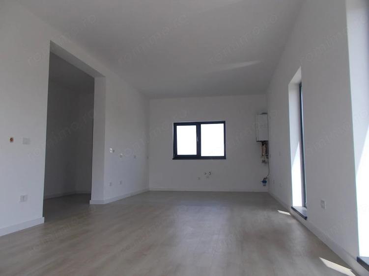 Triplex, P+E, Sacalaz, 3 si 2 dormitoare, living, la cheie, 105 si 86mp, com=0% - 20