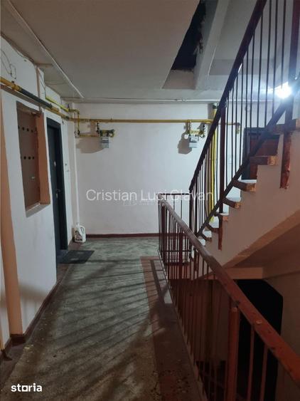 Apartament 3 cam decomandat 1 Decembrie -Magazin Profi