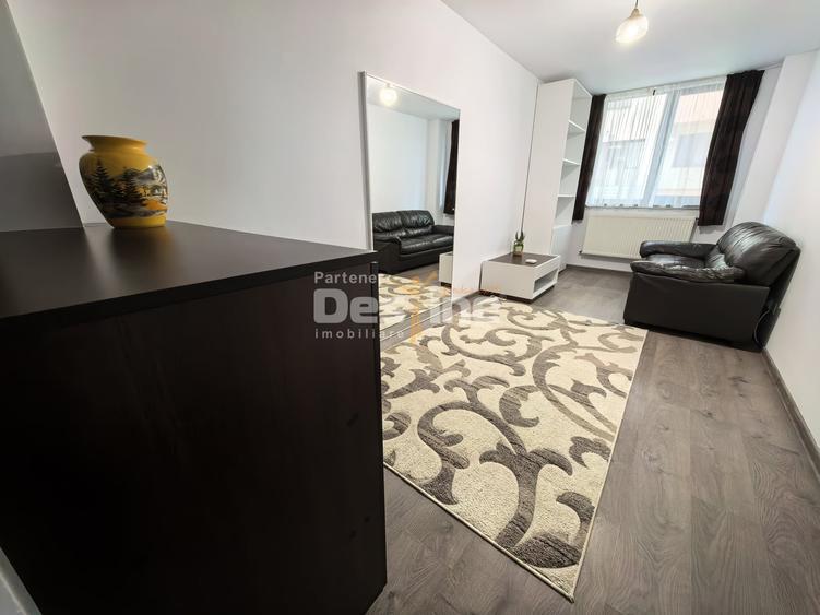 Apartament cu 3 camere decomandat, mobilat în Lunca Cetățuii