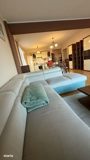 Apartament cu 3 camere în Nufărul