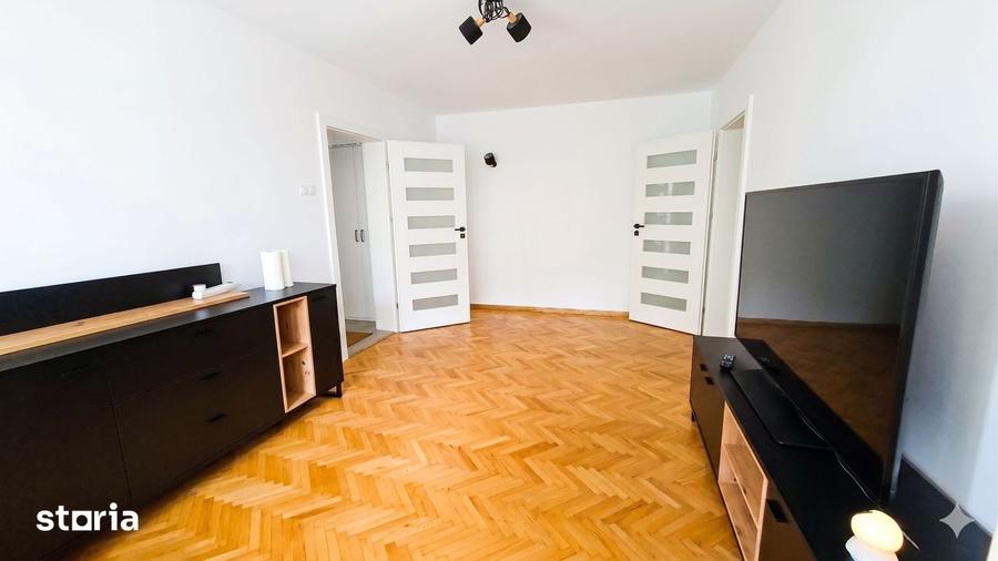 Apartament cu 3 camere, mobilat în Iancului